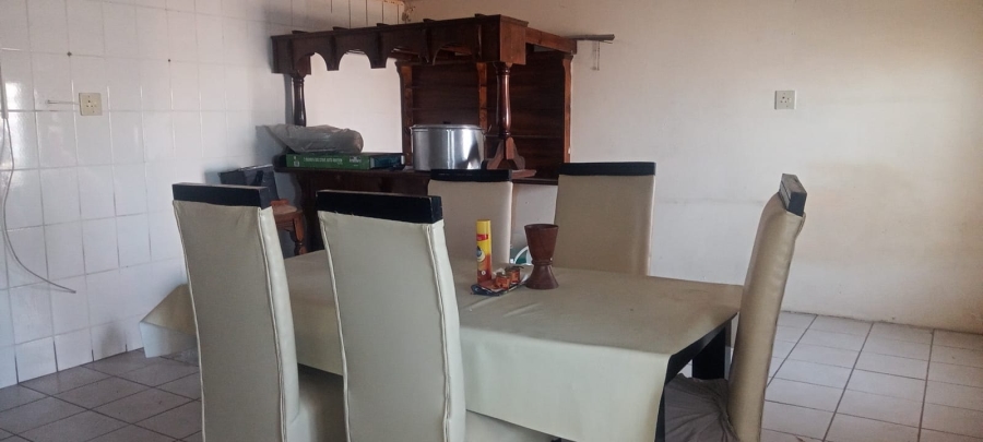 To Let 4 Bedroom Property for Rent in J B Mafora Free State